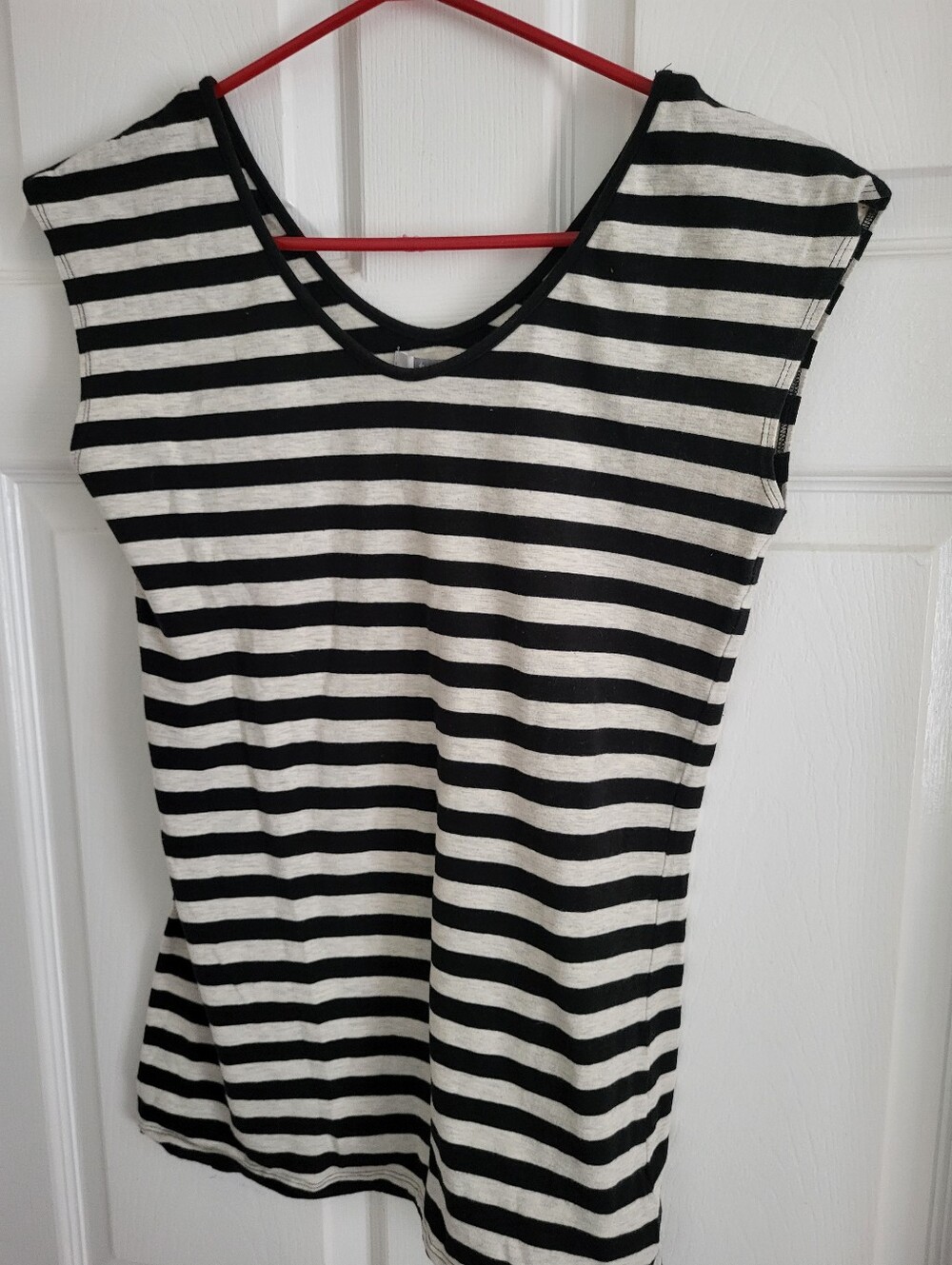 Tag Black and White Striped Scoop Neck Top